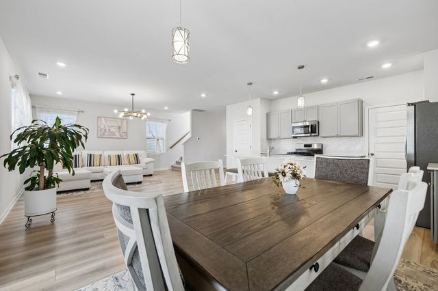 3030 Drumwright Way, Columbia, TN 38401