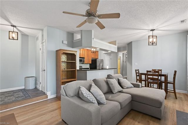 3204 Jade Ct Apt 104, Virginia Beach, VA 23451