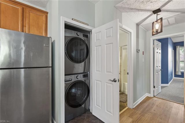 3204 Jade Ct Apt 104, Virginia Beach, VA 23451