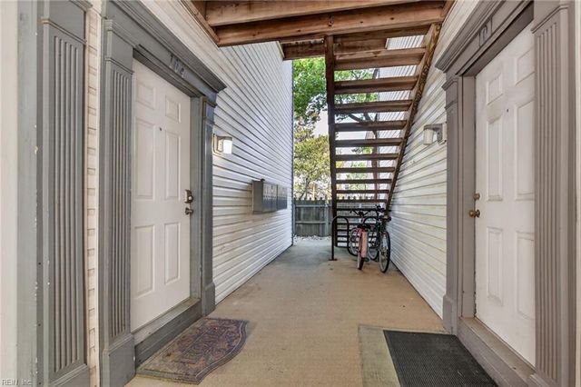 3204 Jade Ct Apt 104, Virginia Beach, VA 23451