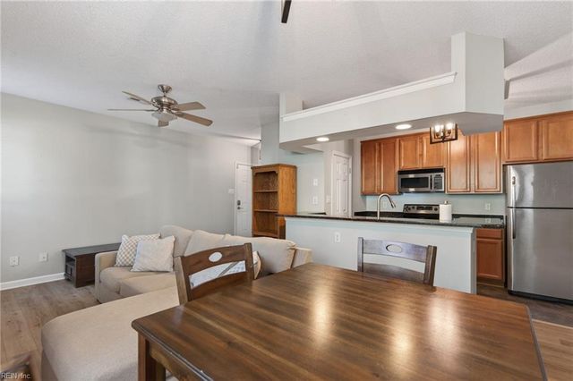 3204 Jade Ct Apt 104, Virginia Beach, VA 23451