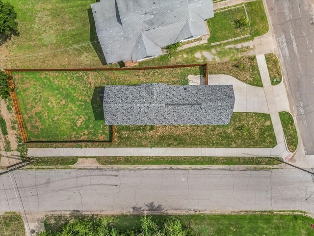 3101 Clinton Avenue, Fort Worth, TX 76106