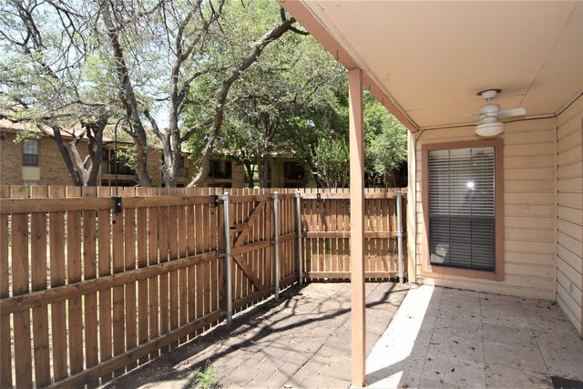16301 ledgemont Lane 176, Addison, TX 75001