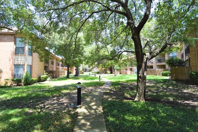 16301 ledgemont Lane 176, Addison, TX 75001