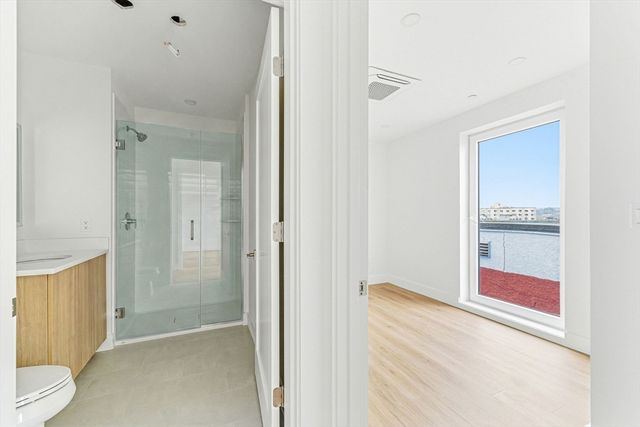 1035 Commonwealth Ave 603, Boston, MA 02215