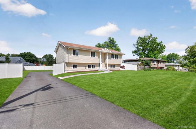 10 Tanglewood Drive, Goshen, NY 10924