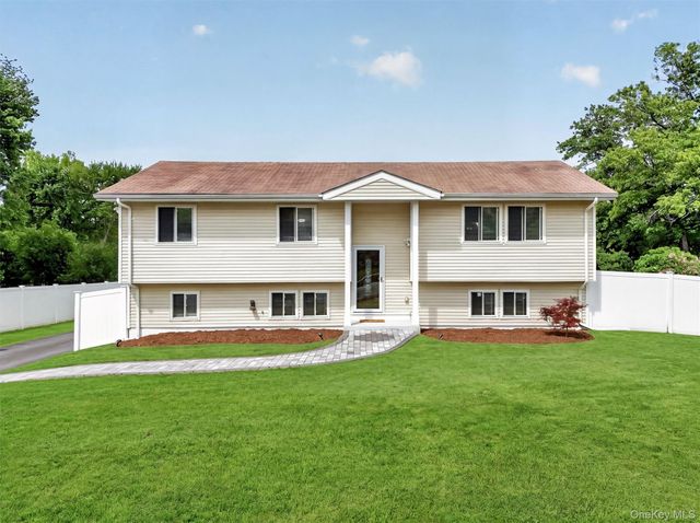 10 Tanglewood Drive, Goshen, NY 10924