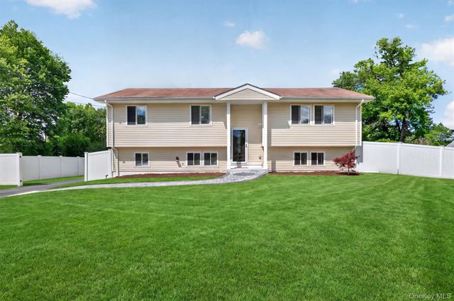 10 Tanglewood Drive, Goshen, NY 10924