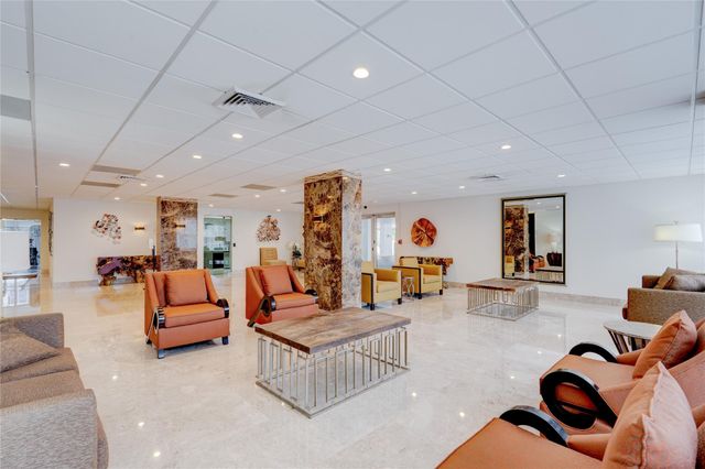 3750 GALT OCEAN Drive 1504, Fort Lauderdale, FL 33308