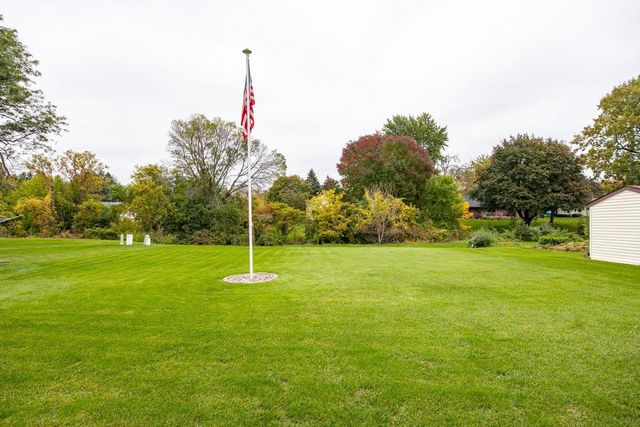 4810 W WILDFLOWER LANE, Appleton, WI 54914