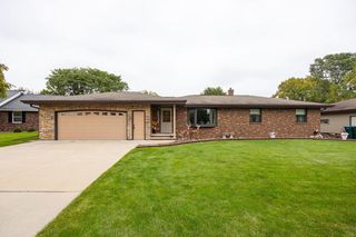 4810 W WILDFLOWER LANE, Appleton, WI 54914