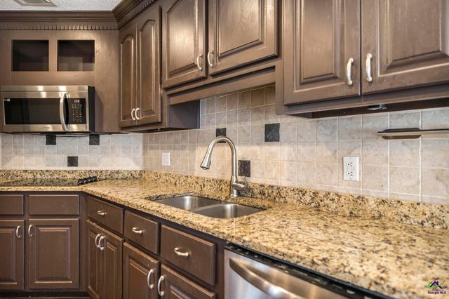 206 Rhett Court, Warner Robins, GA 31088