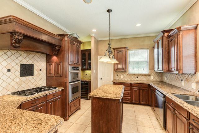 19819 County Road 684a, Sweeny, TX 77480