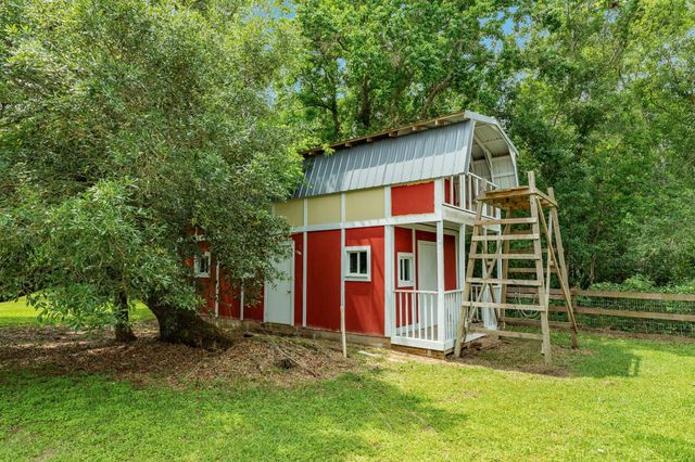 19819 County Road 684a, Sweeny, TX 77480