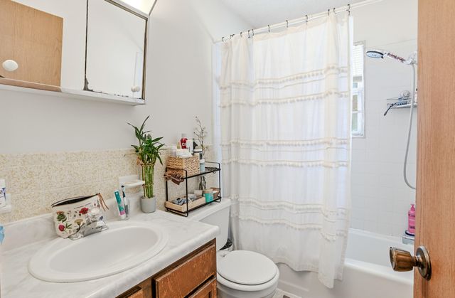 2205 WARWICK ST UNIT A & B, Columbia, MO 65202