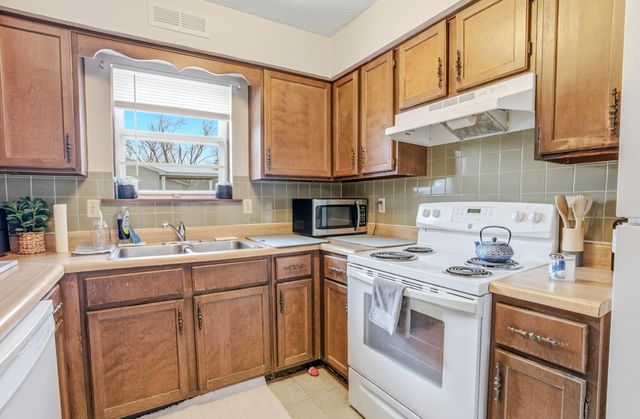 2205 WARWICK ST UNIT A & B, Columbia, MO 65202