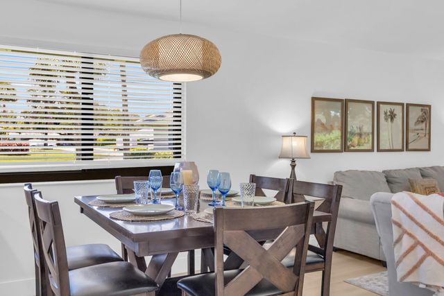 836 Club Drive, Palm Beach Gardens, FL 33418