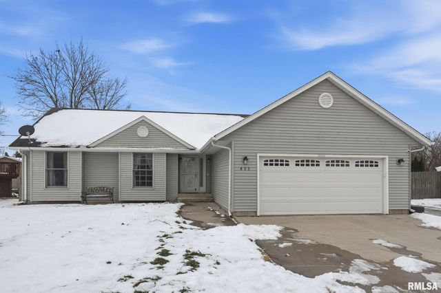 411 E 19TH Avenue, Coal Valley, IL 61240