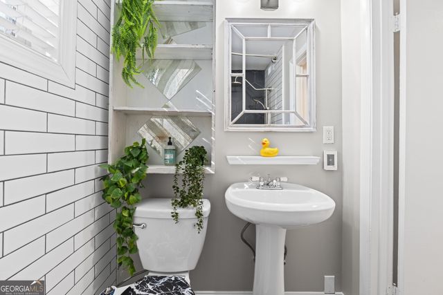 394 6th Street NE 2, Atlanta, GA 30308