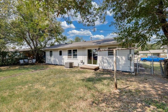 3152 S Euclid Ave, Wichita, KS 67217