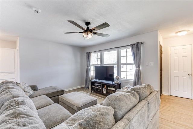 3152 S Euclid Ave, Wichita, KS 67217