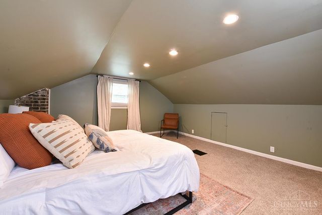 3826 Southern Avenue, Fairfax, OH 45227