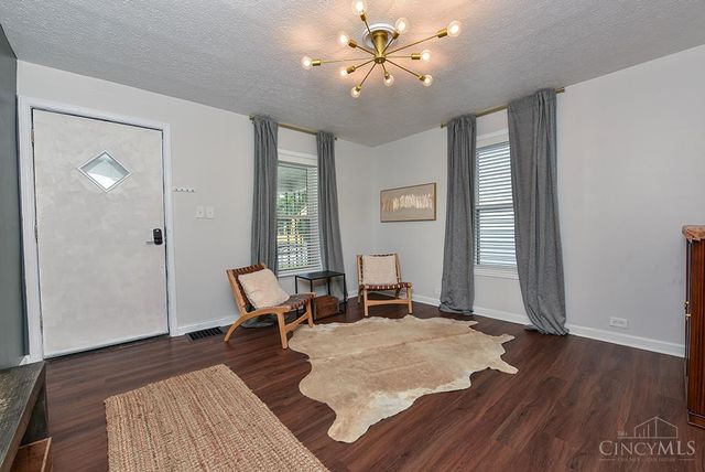3826 Southern Avenue, Fairfax, OH 45227