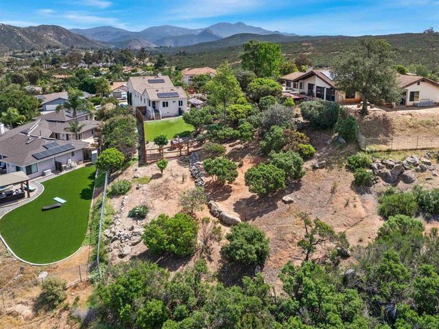 15730 Rainbird, Ramona, CA 92065