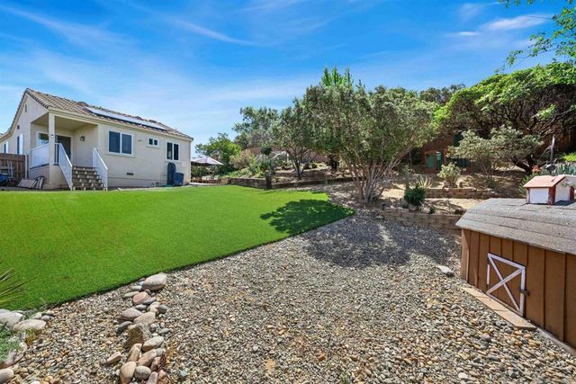 15730 Rainbird, Ramona, CA 92065