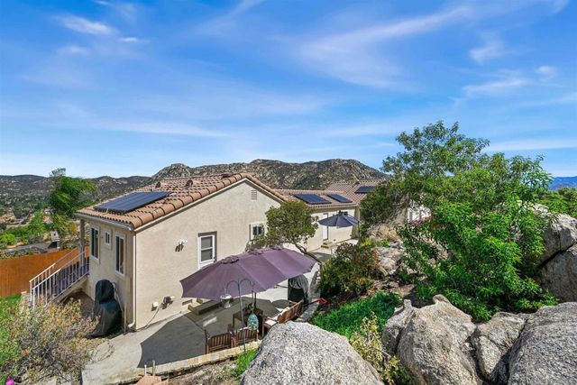 15730 Rainbird, Ramona, CA 92065