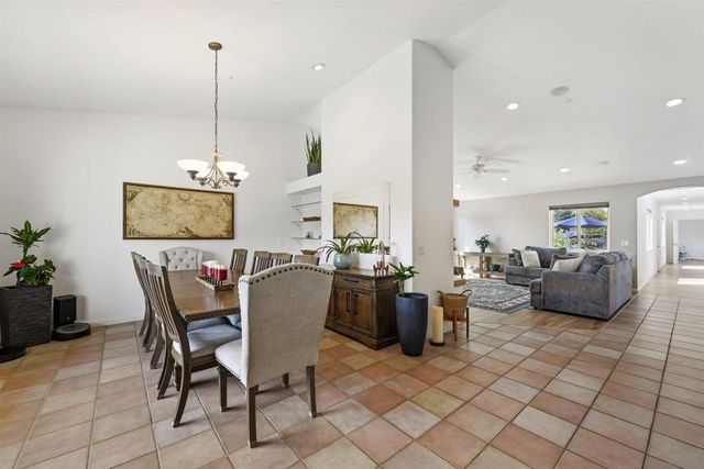 15730 Rainbird, Ramona, CA 92065