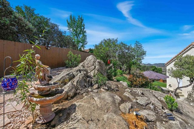 15730 Rainbird, Ramona, CA 92065