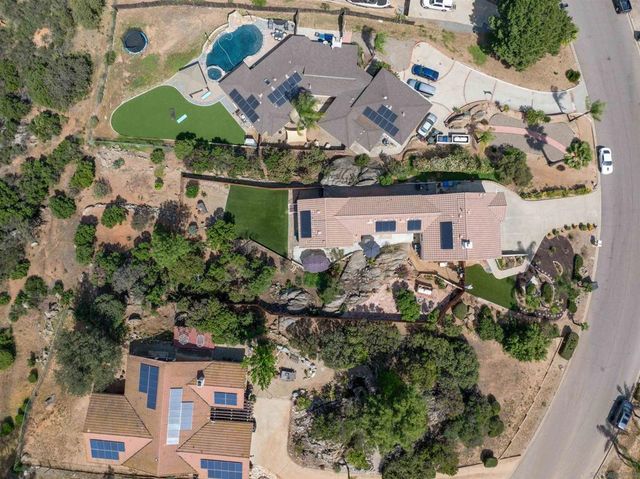 15730 Rainbird, Ramona, CA 92065