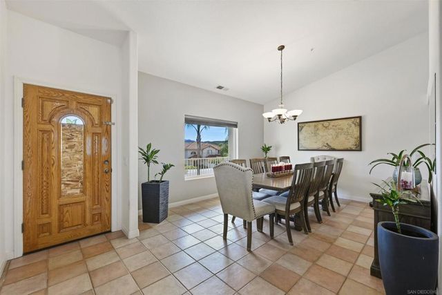 15730 Rainbird, Ramona, CA 92065