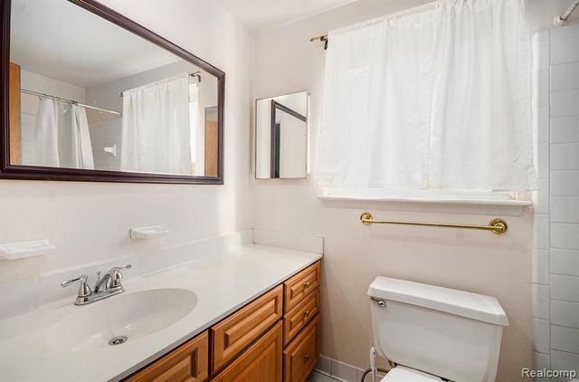 25634 Lexington Lane, Roseville, MI 48066