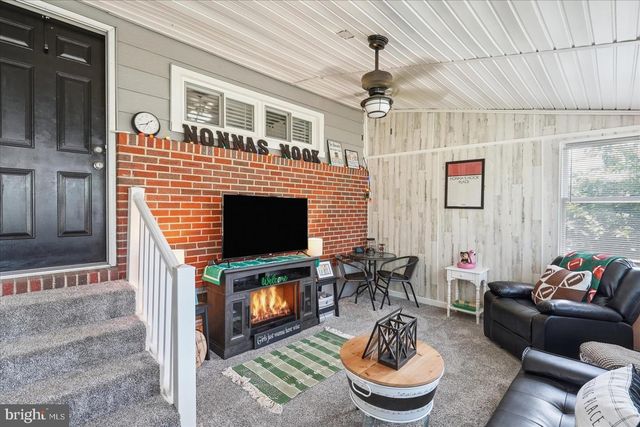 2827 ERIE AVE, Baltimore, MD 21234