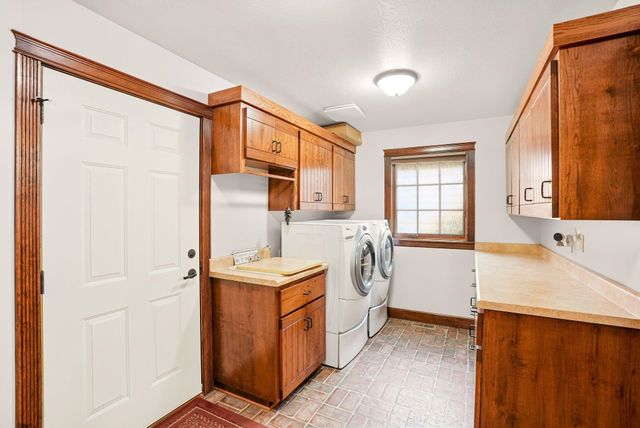 1606 N River Vista St, Spokane, WA 99224