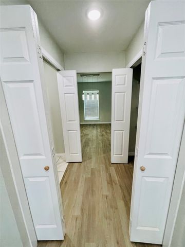 1517 west spring creek Parkway, Plano, TX 75023