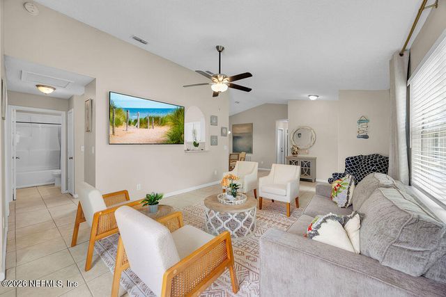 905 GAVAGAN Road, Jacksonville, FL 32233