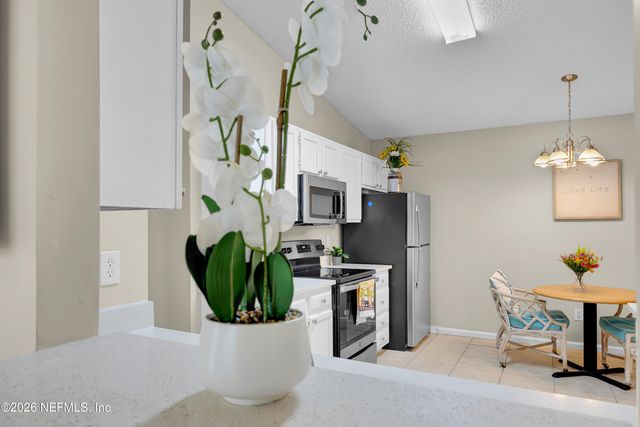 905 GAVAGAN Road, Jacksonville, FL 32233