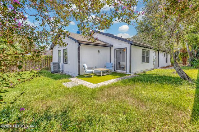 905 GAVAGAN Road, Jacksonville, FL 32233