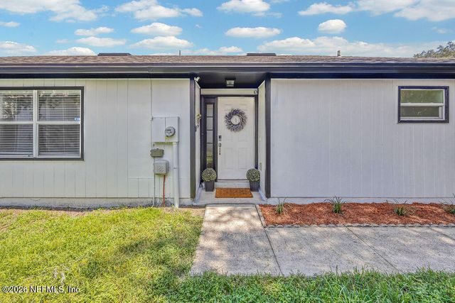 905 GAVAGAN Road, Jacksonville, FL 32233