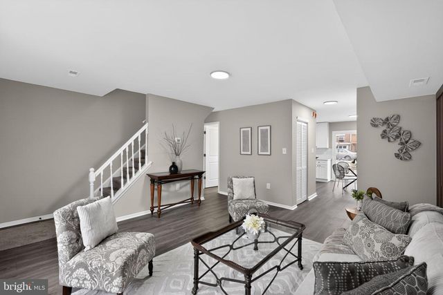 457 E VERNON RD, Philadelphia, PA 19119