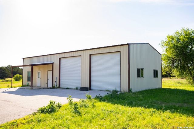3584 Privilege Creek Road, Bandera, TX 78063