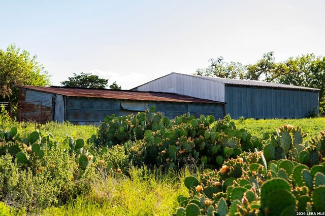 3584 Privilege Creek Road, Bandera, TX 78063