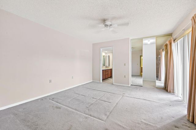 1731 17th Way, West Palm Beach, FL 33407