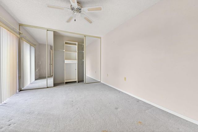 1731 17th Way, West Palm Beach, FL 33407
