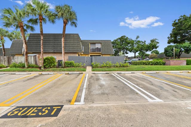 1731 17th Way, West Palm Beach, FL 33407