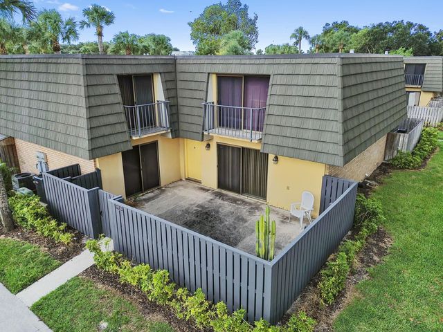 1731 17th Way, West Palm Beach, FL 33407