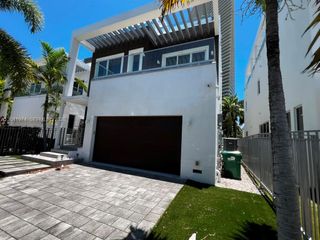 18975 Atlantic Boulevard 18975, Sunny Isles Beach, FL 33160